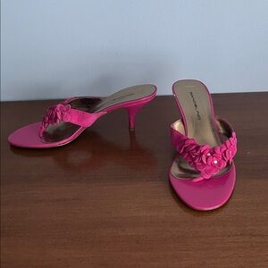 Bandolino Fuchsia 2” Kitten Heeled Sandals